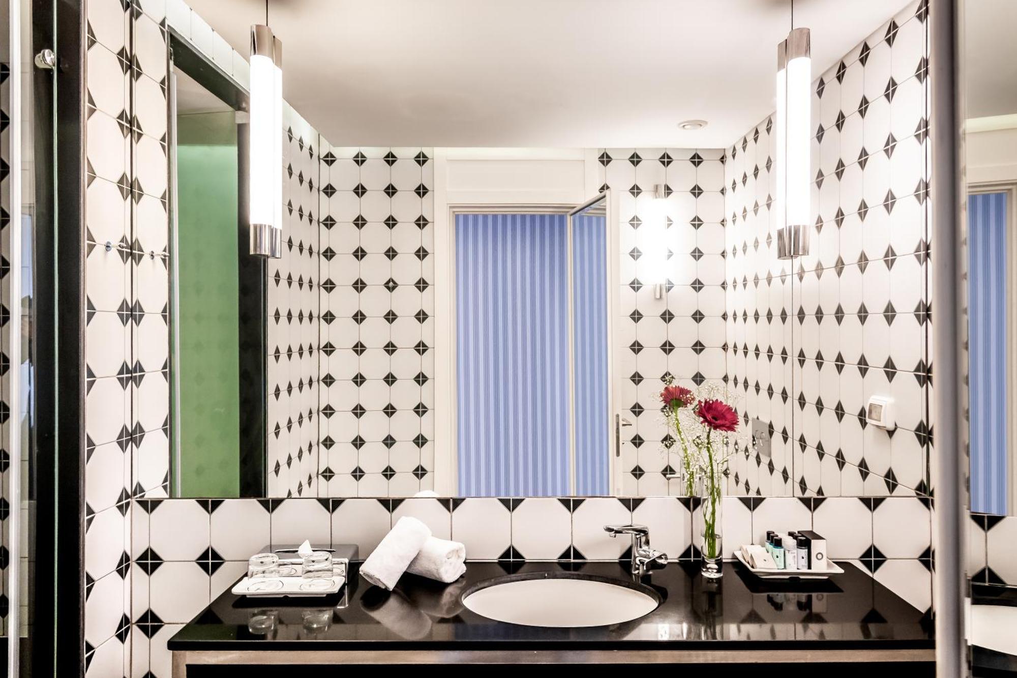 Junior Suite mit Balkon und Meerblick
