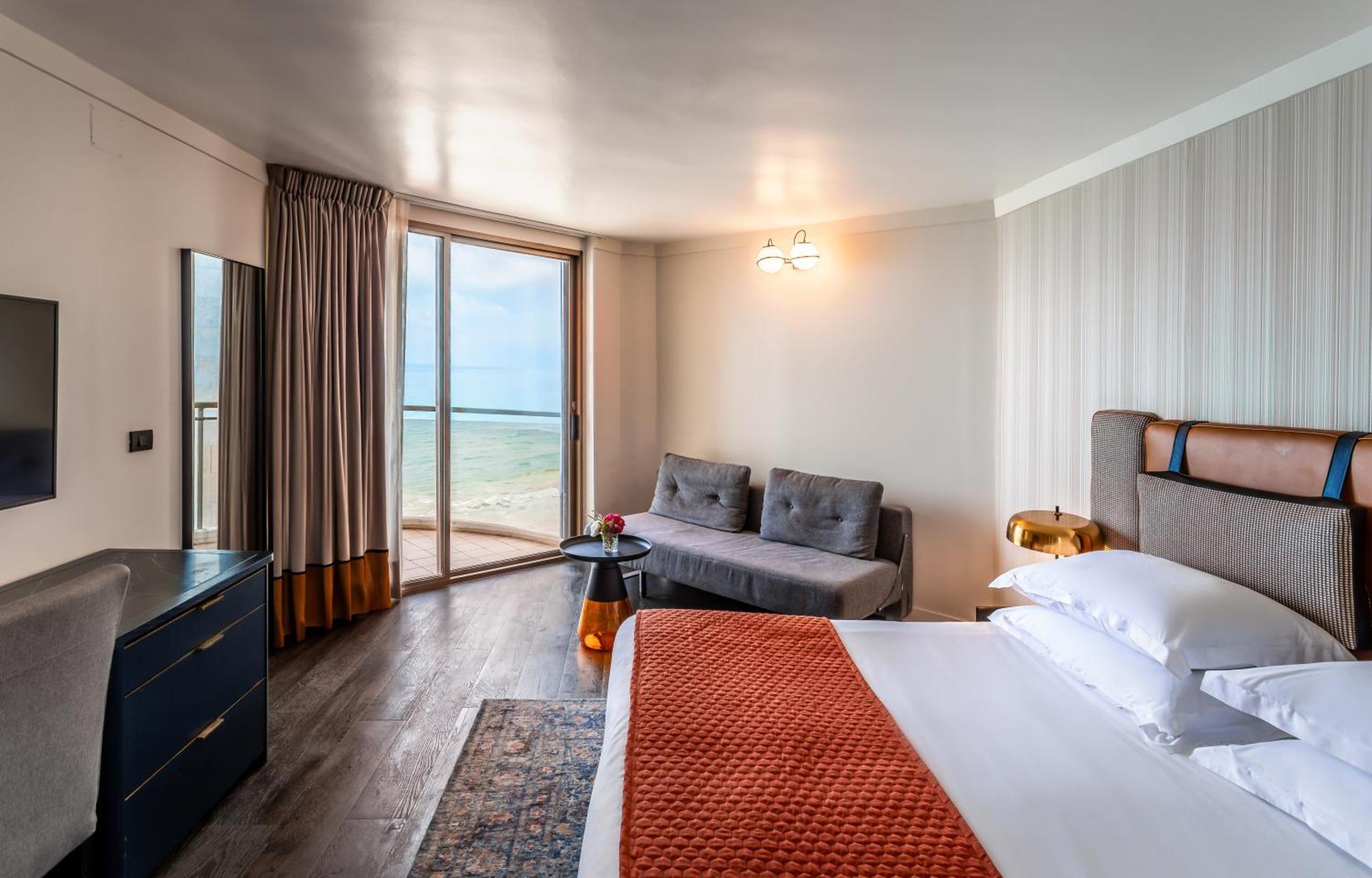 Deluxe Zimmer mit Balkon und Meerblick
